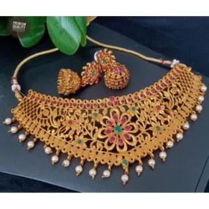 Women's Elegent Temple Chokwer Set With Earrings (Red And Green, Free Size) - Image 1